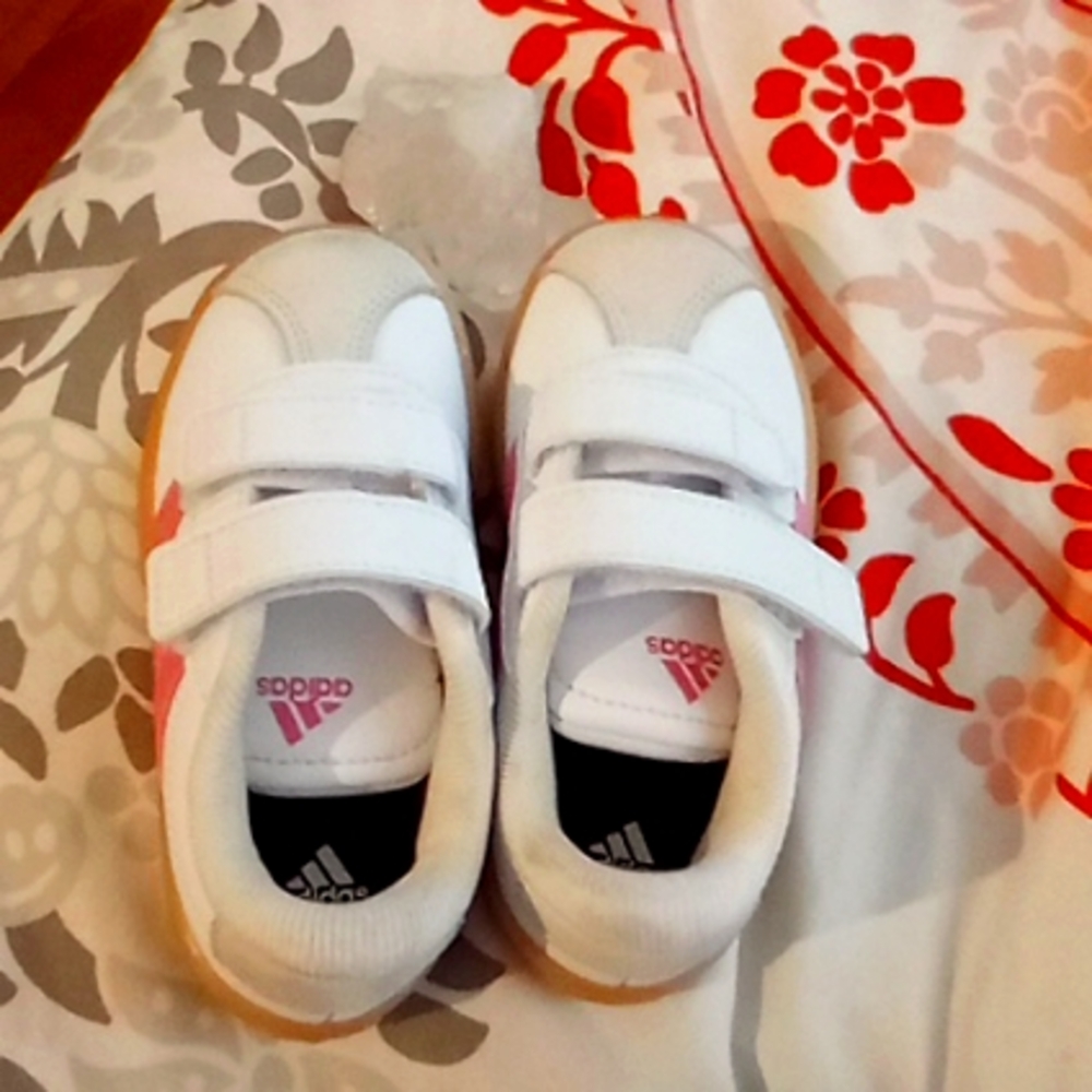 Adidas girl shoes